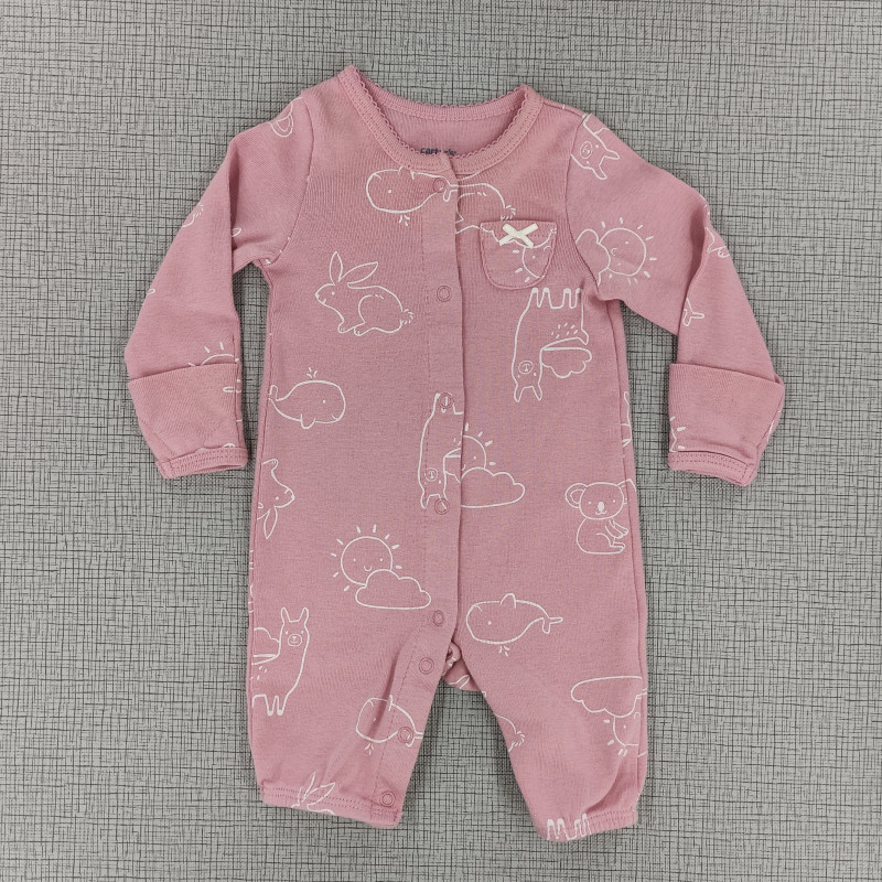 Pijama enteriza rosa opaco con estampado de animales