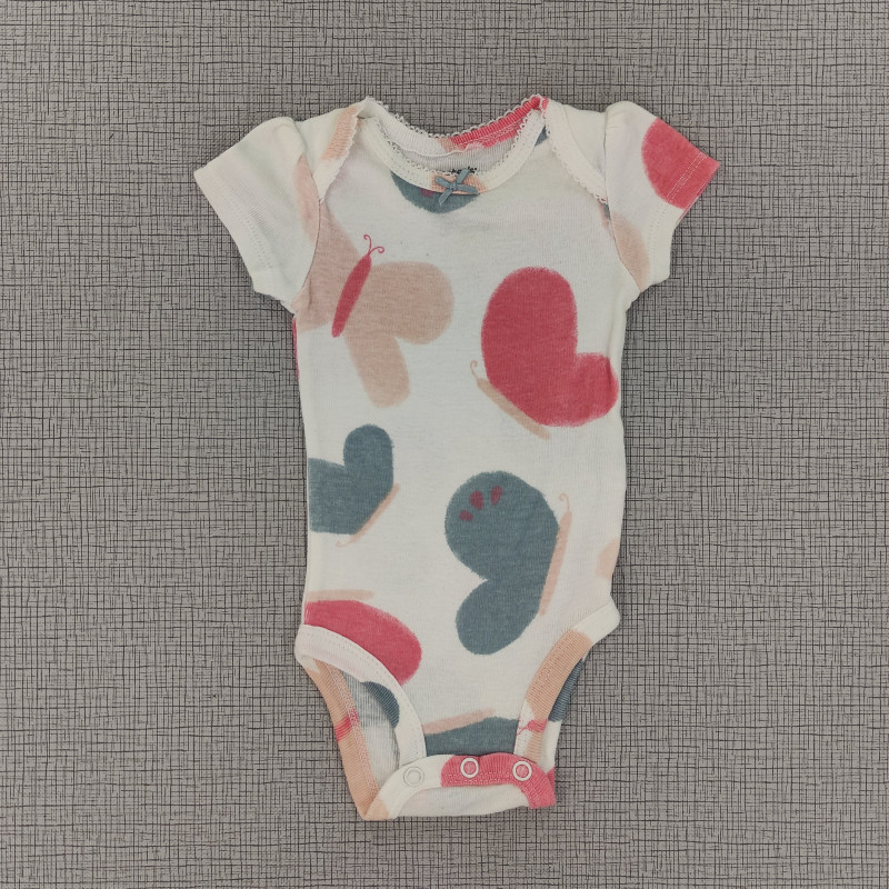 Body blanco con mariposas