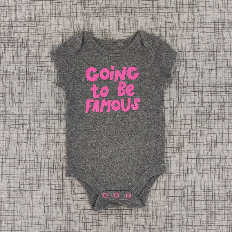 body gris ''Going to be famous''
